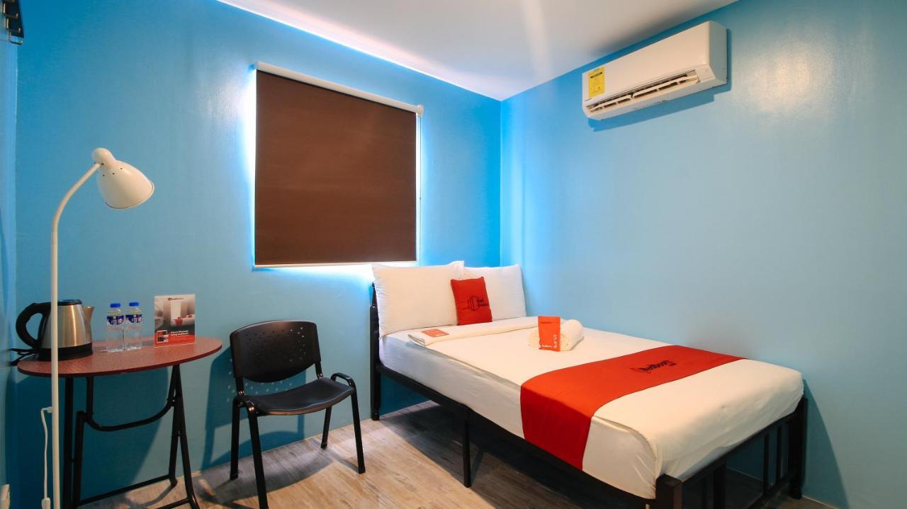 Reddoorz At Hotel Rosemarie Pasay Exteriör bild