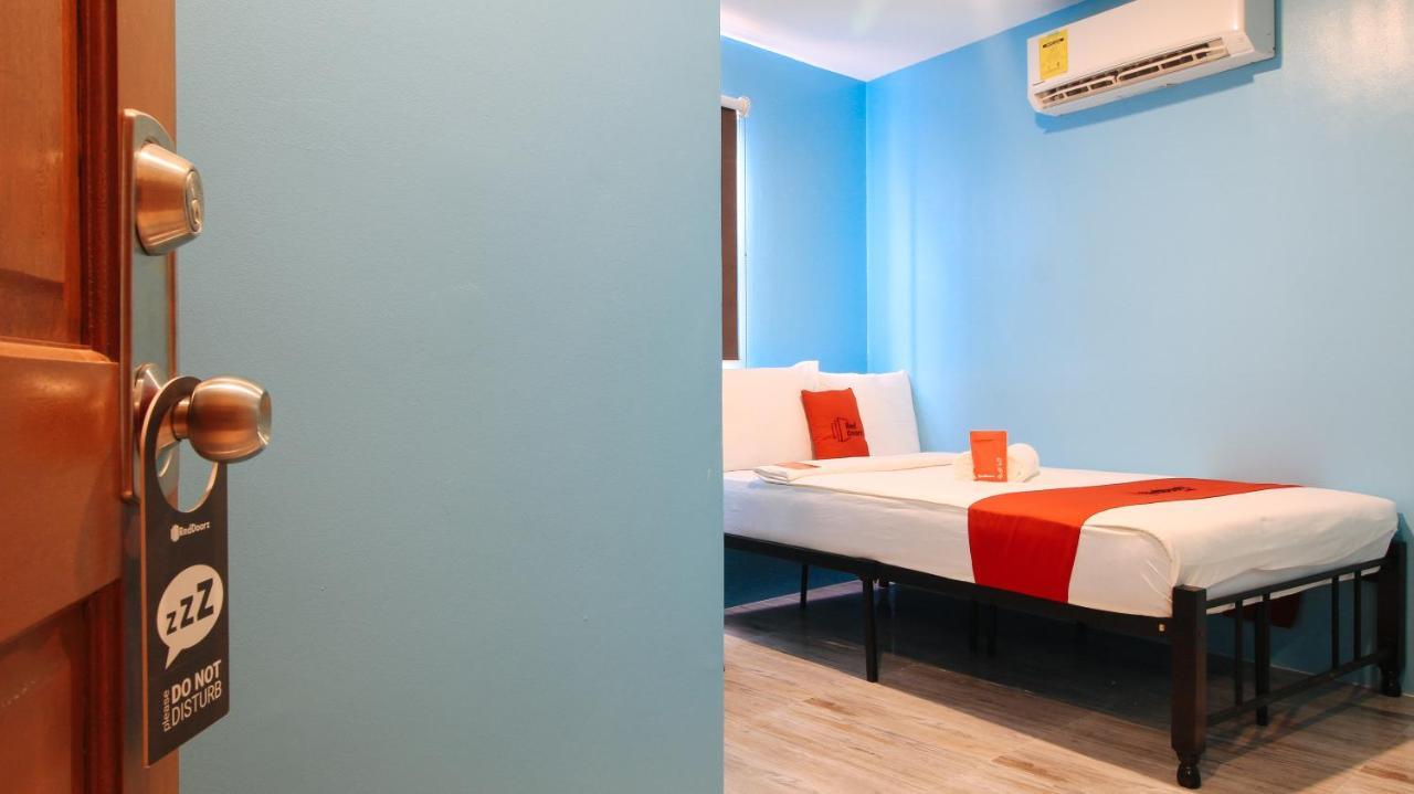 Reddoorz At Hotel Rosemarie Pasay Exteriör bild