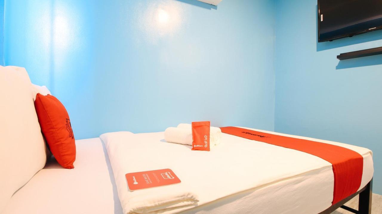 Reddoorz At Hotel Rosemarie Pasay Exteriör bild