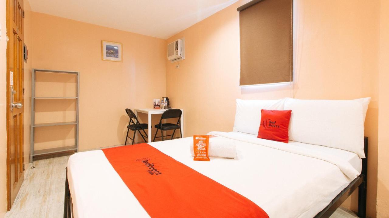Reddoorz At Hotel Rosemarie Pasay Exteriör bild