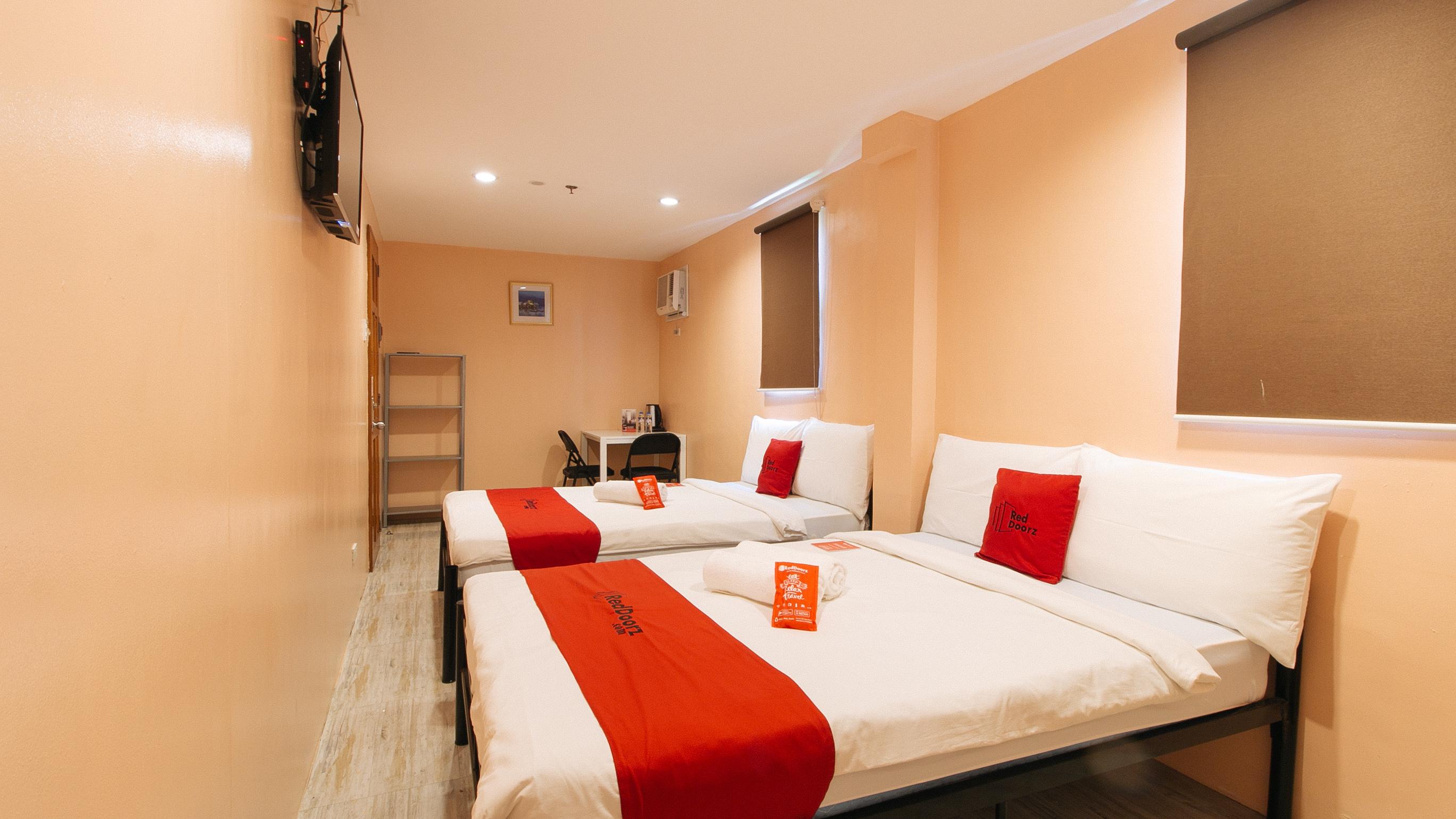 Reddoorz At Hotel Rosemarie Pasay Exteriör bild