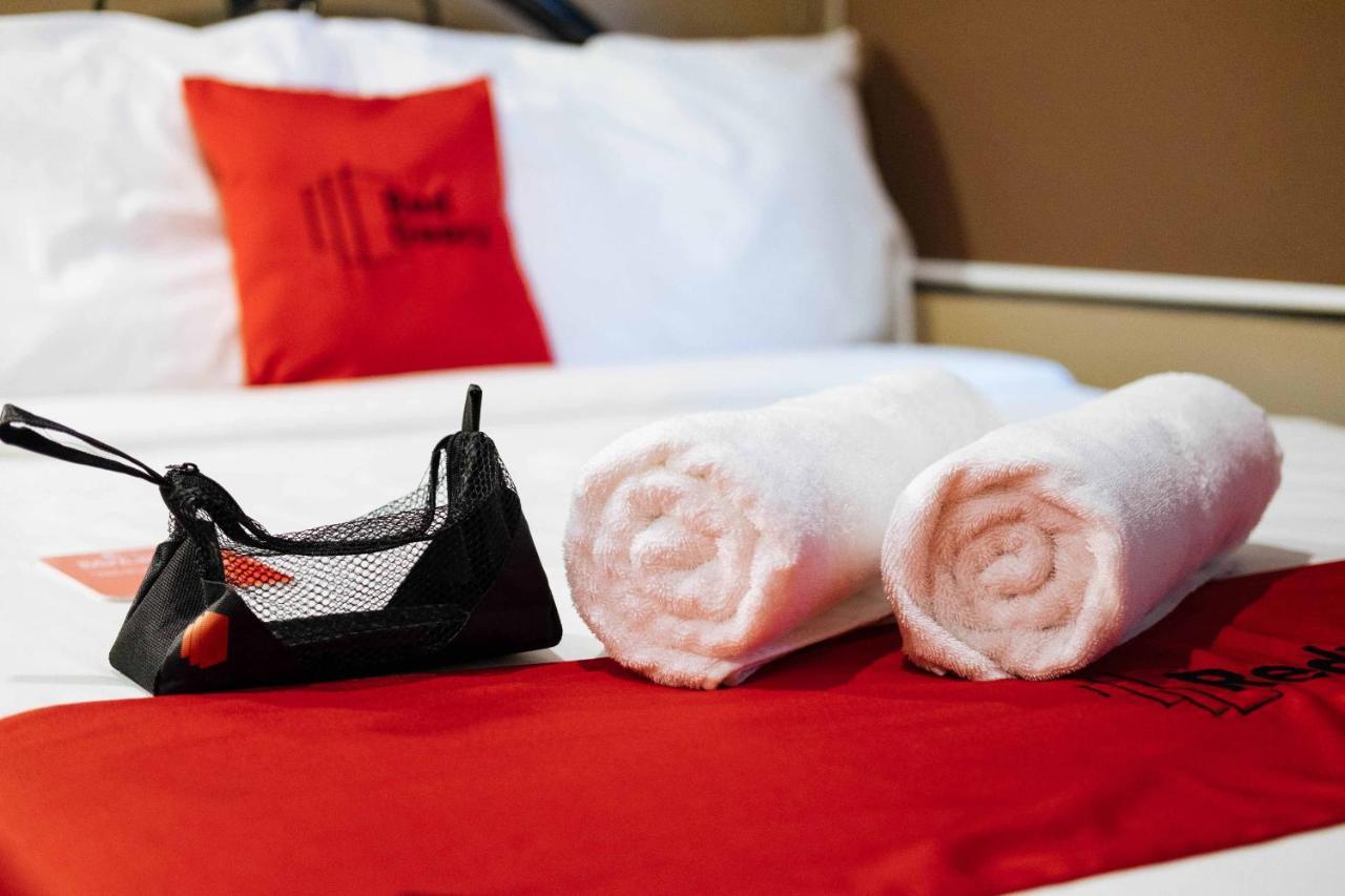 Reddoorz At Hotel Rosemarie Pasay Exteriör bild