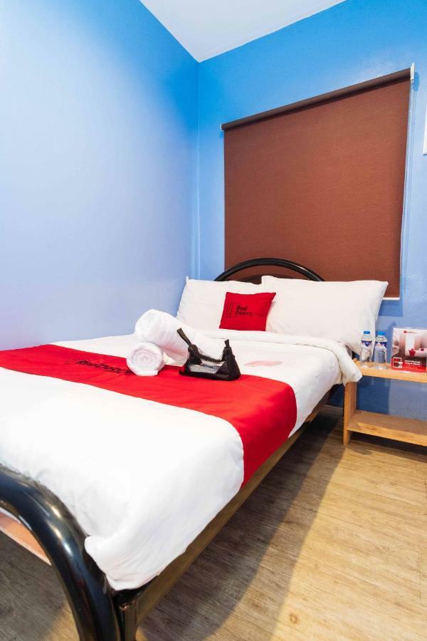 Reddoorz At Hotel Rosemarie Pasay Exteriör bild